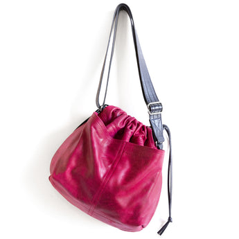 BOR222 | Lauren | Michigan | Borough (substitute: attached macro strap with new pyramid ring)