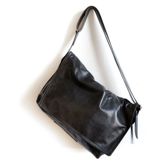 LBB024 | Lisa | Nebraska | Zip Top Messenger