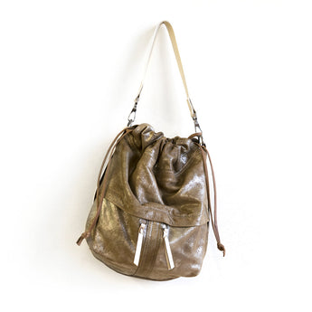 TRN021 | Liz | Double Zip Train - Medium