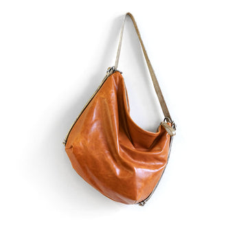 HBP016 | Lori | Hobo Pack - Large