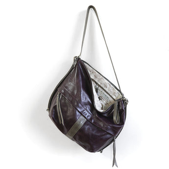 CDZ585 | Megan | Canada | City Safari Double Zip - Large