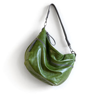 DFL077 | Melanie | Single Zip Duffel - Medium