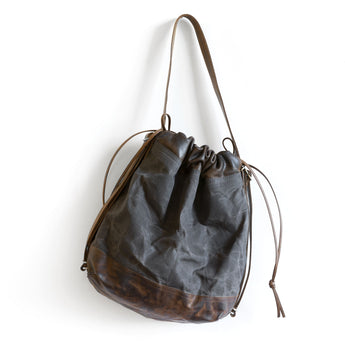TRN118 | Melanie | New York | Train Pack - Large