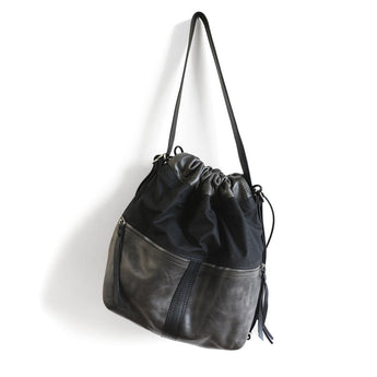 TRN479 | Melissa | California | Train Double Zip - Large