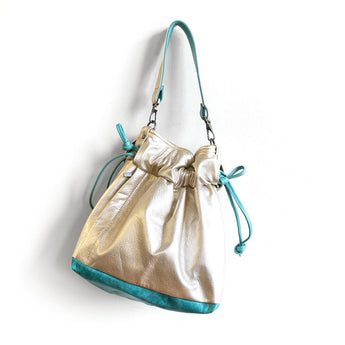 VZC012 | Michele | Vertical Zip Cinch - Medium