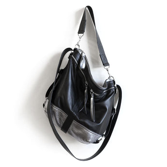 VTG448 | Naomi | Connecticut | Vintage Hobo Double Zip - Medium