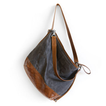 HOP101 | Trish | Massachusetts | Hobo Open Pocket - Large