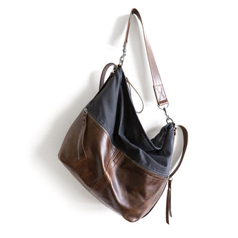 CDZ447 | Nicole | Alaska | City Safari Double Zip - XL<br>(substitute: nonadjustable strap)