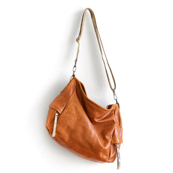 PLB044 | Nikki | Pillow Bucket