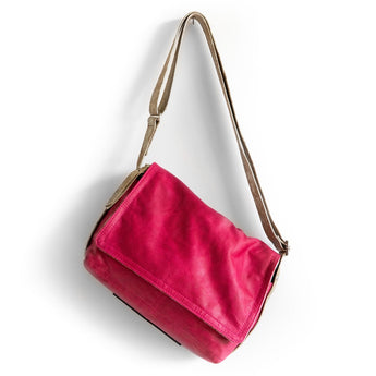 LBB027 | Pari | California | Little Book Bag