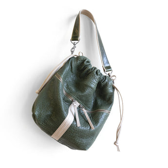 TRN029 | Robin | Train Pack Double Zip - Medium