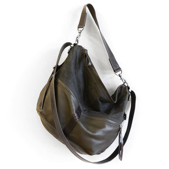 CDZ155 | Sarah | California | City Safari Double Zip - Large