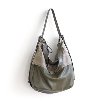 CSZ047 | Sarah | City Safari Single Zip - Large