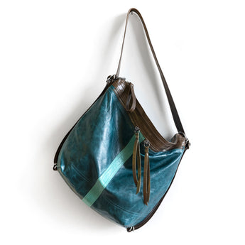 VTG546 | Sarah | Maine | Vintage Hobo Double Zip - Medium