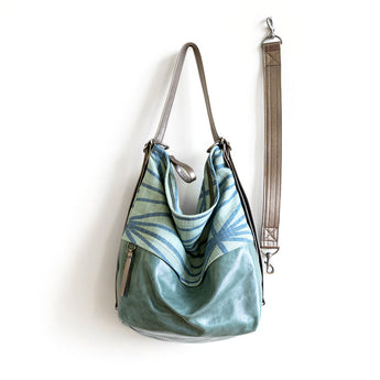 CSZ050 | Stacy | Hobo Pack Single Zip - Large