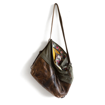 CDZ397 | Stephanie | Kentucky | City Safari Double Zip Hoop - XL