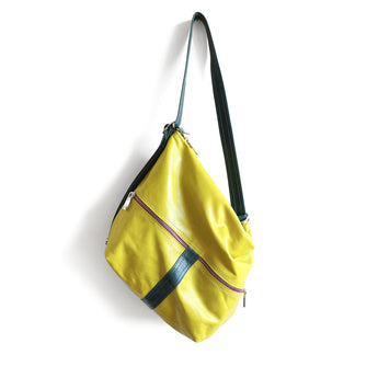 CDZ510 | Tami | Arkansas | City Safari Double Zip - Medium