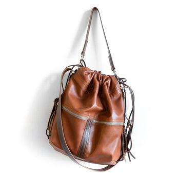 TRN204 | Tatyana | New York | Train Pack Double Zip Hoop - Large