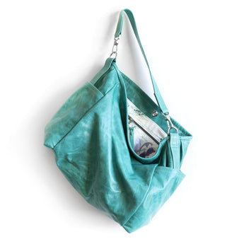 PLB320 | Tatyana | New York | Pillow Bucket Satchel