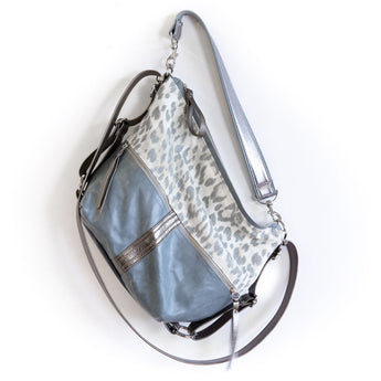 CDZ216 | Terese | Maryland | City Safari Double Zip - Medium