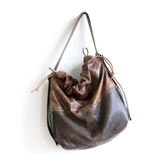 TRN007 | Tina | Train Pack Double Zip - Large