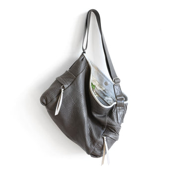 PLB332 | Trang | Canada | Pillow Bucket