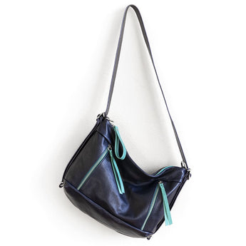 SBW050 | Wendy | Massachusetts | Subway Double Zip - Medium
