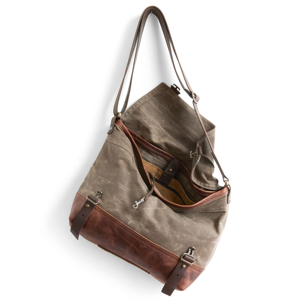 1909 medium in dark oak canvas and fuentes base showcasing interior 