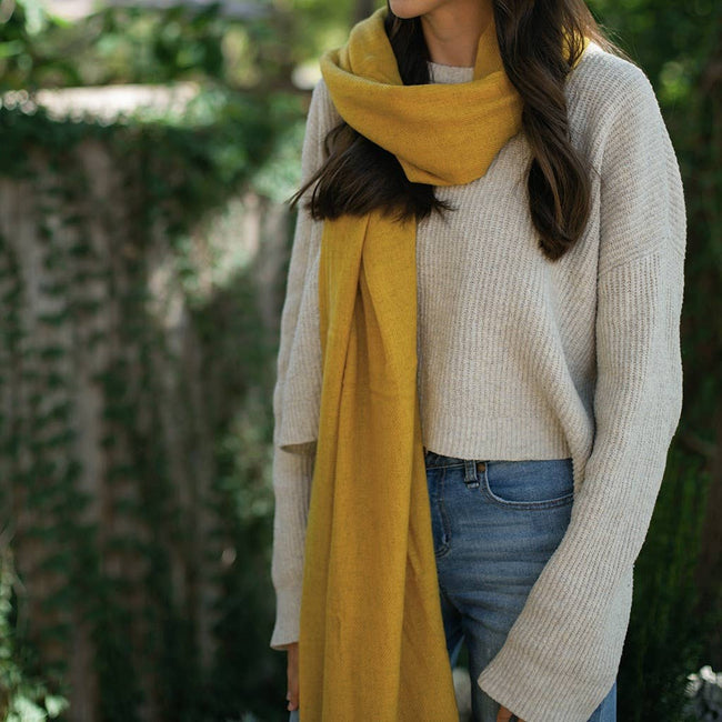 cashmere scarf in mustard