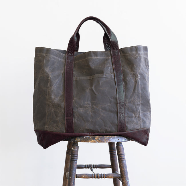 dark oak waxed canvas + pure earth | boat tote in dark oak waxed canvas + pure earth base