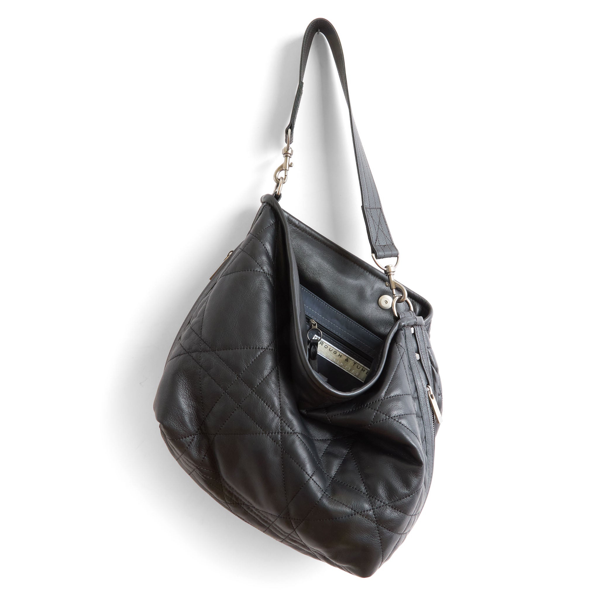 boho e+w dz size large in quilted pashi black, showcasing interior core grey lining