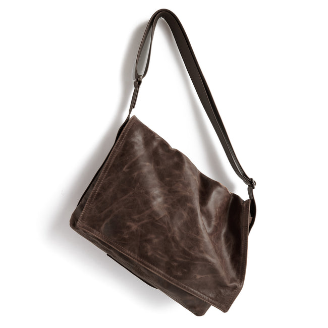 bourbon + mahogany | messenger in bourbon