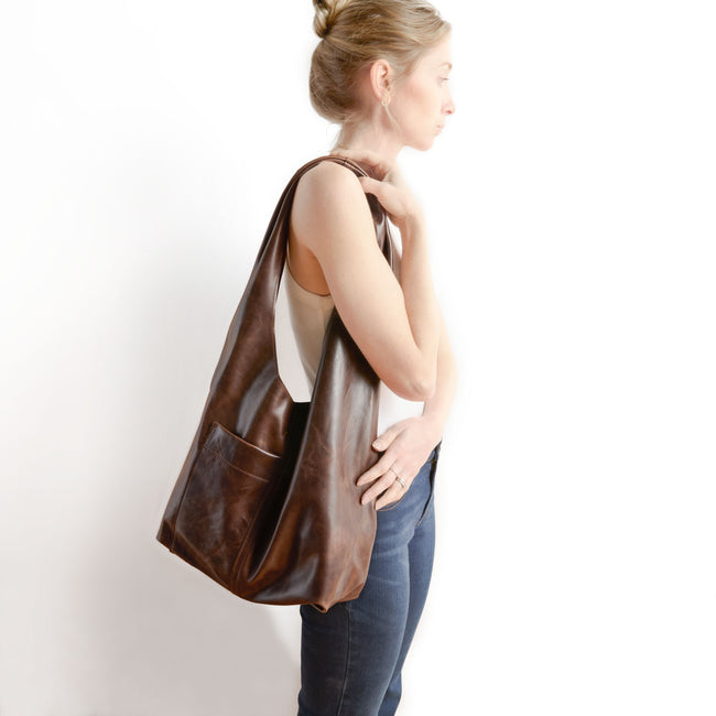 model / large / dark