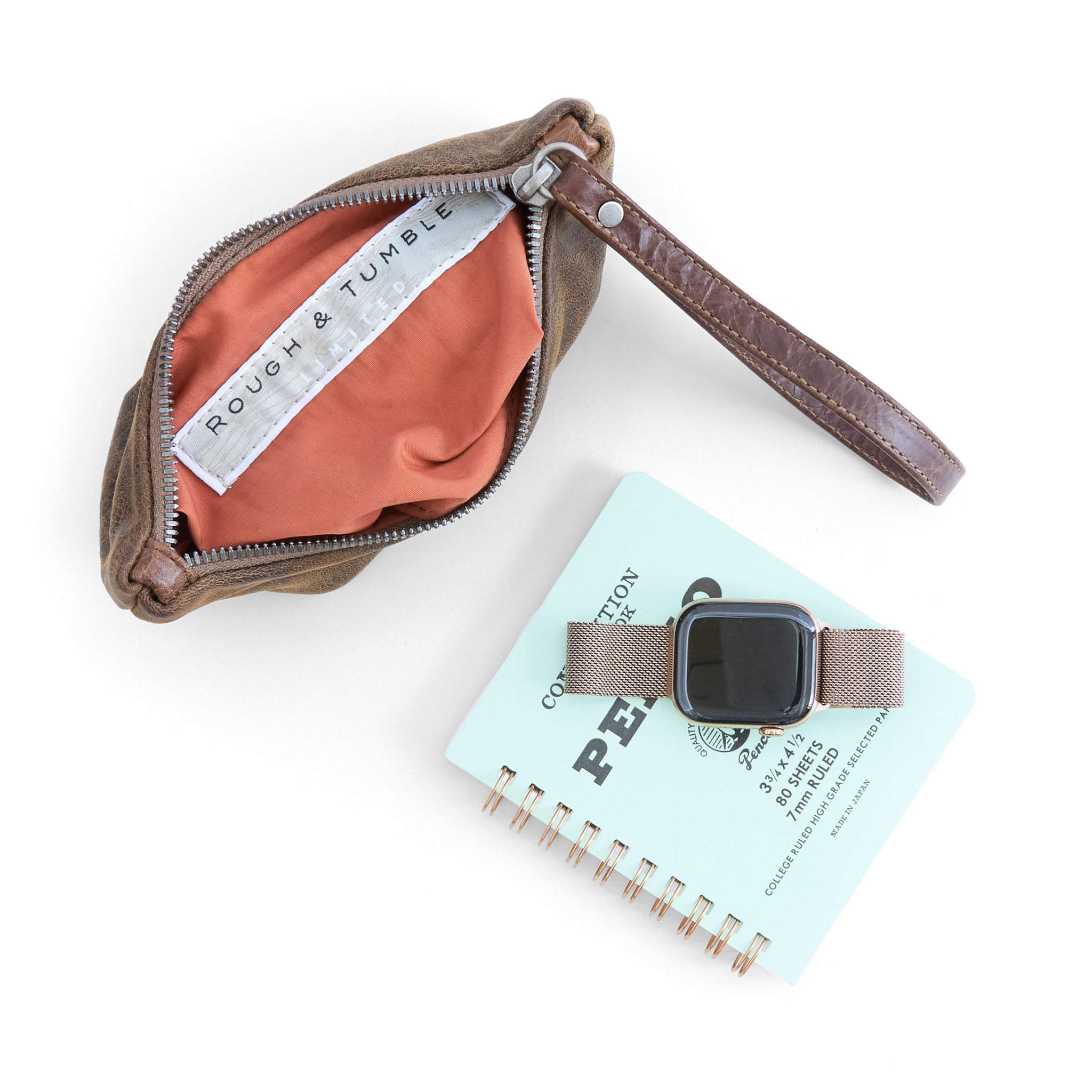 cash pack in dingo, showcasing interior cider lining