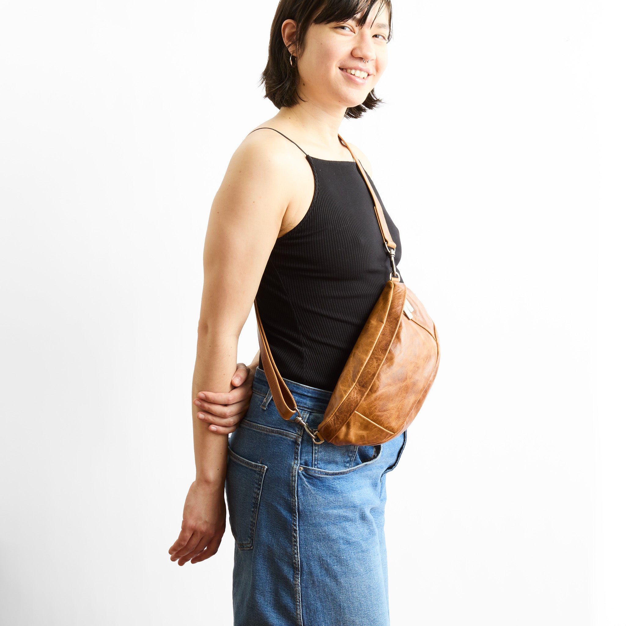 lissa in light saddle