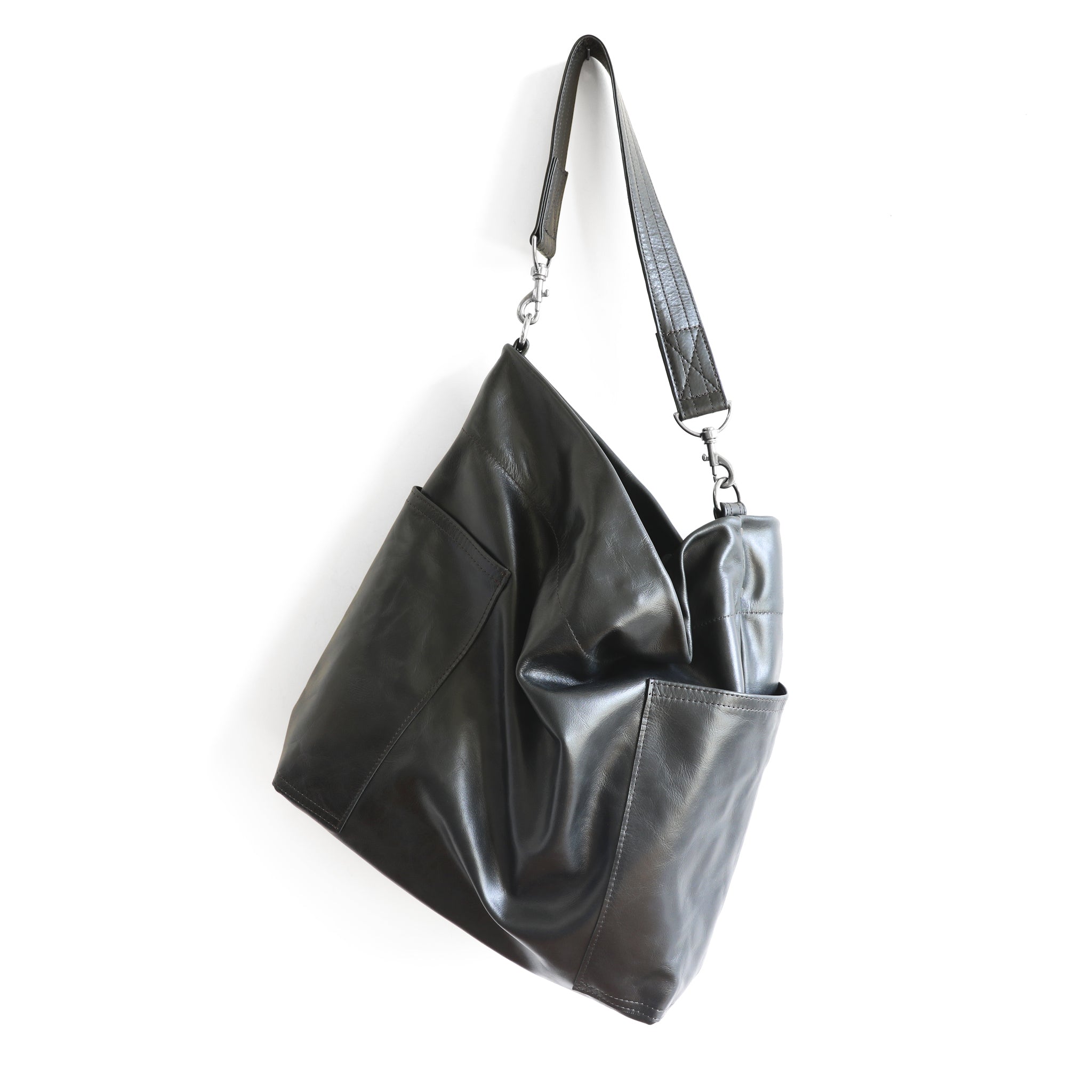 the lotus size XL in falcon