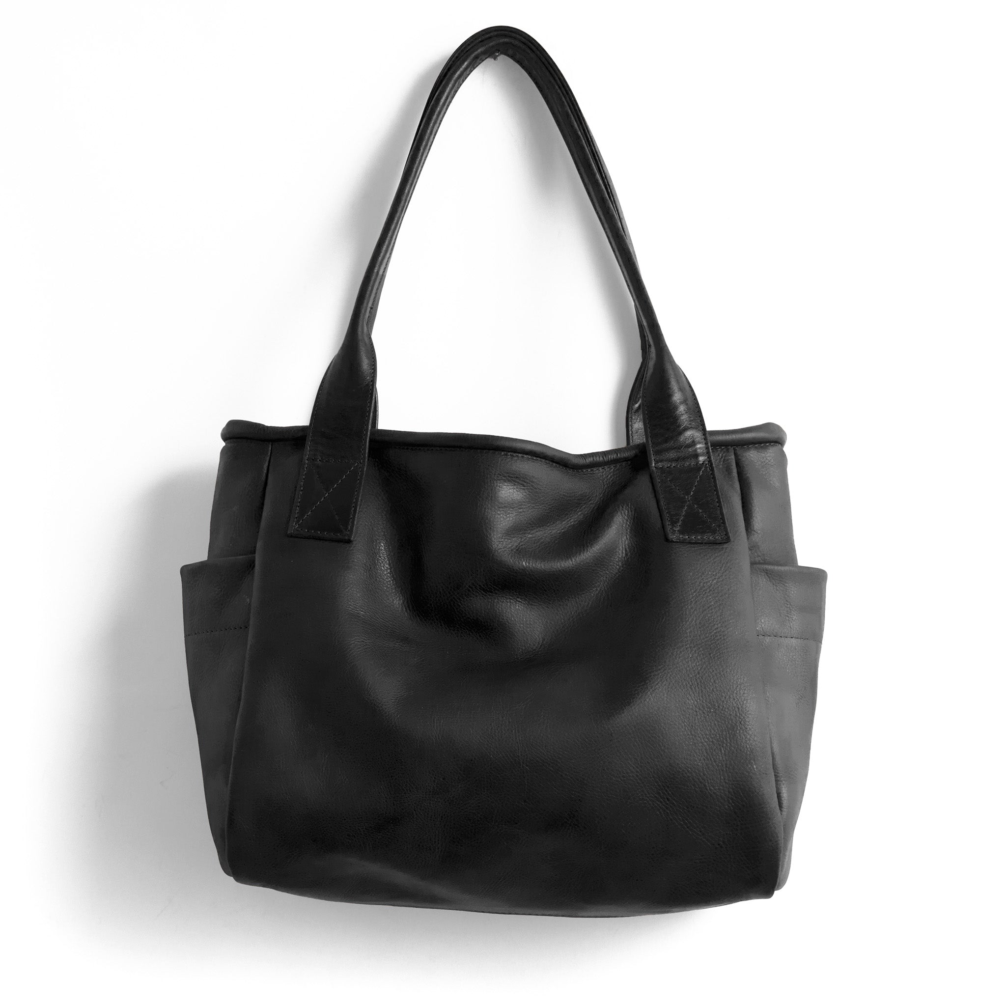 bucket tote in nero