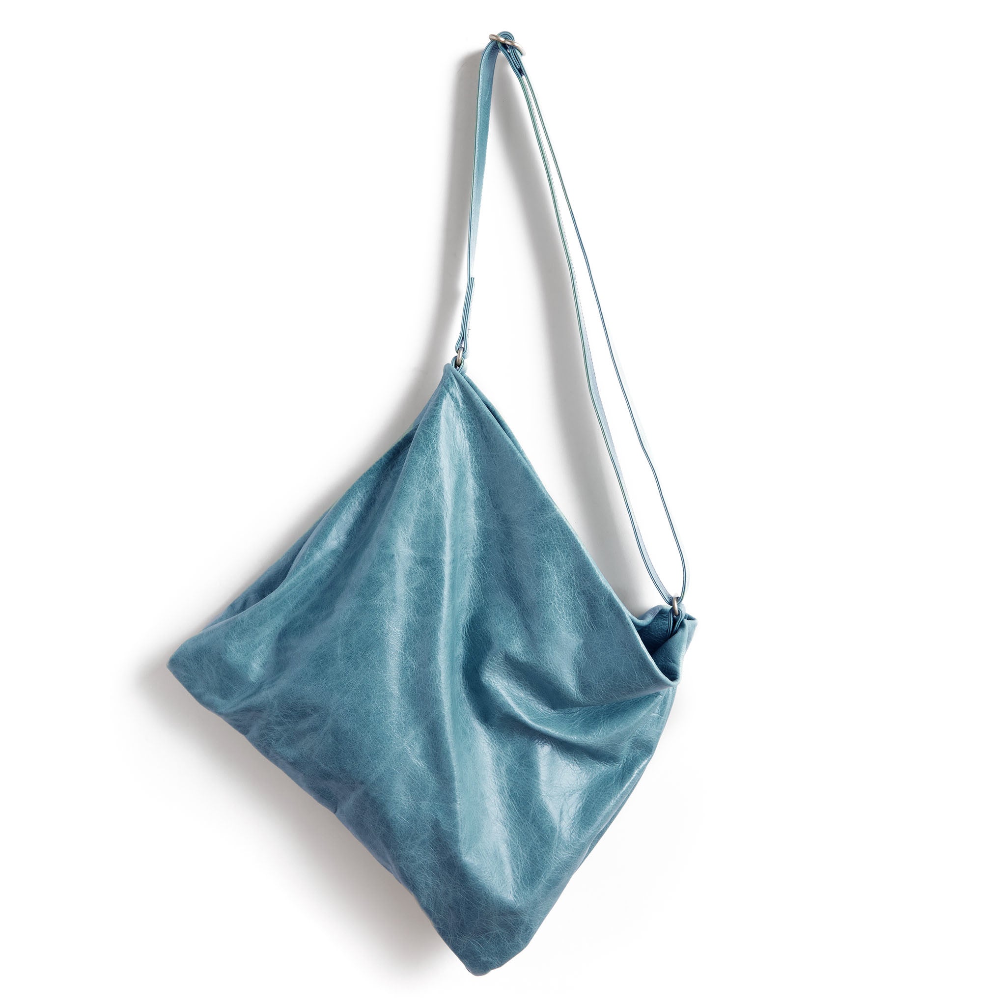 olivia crossbody medium in camden