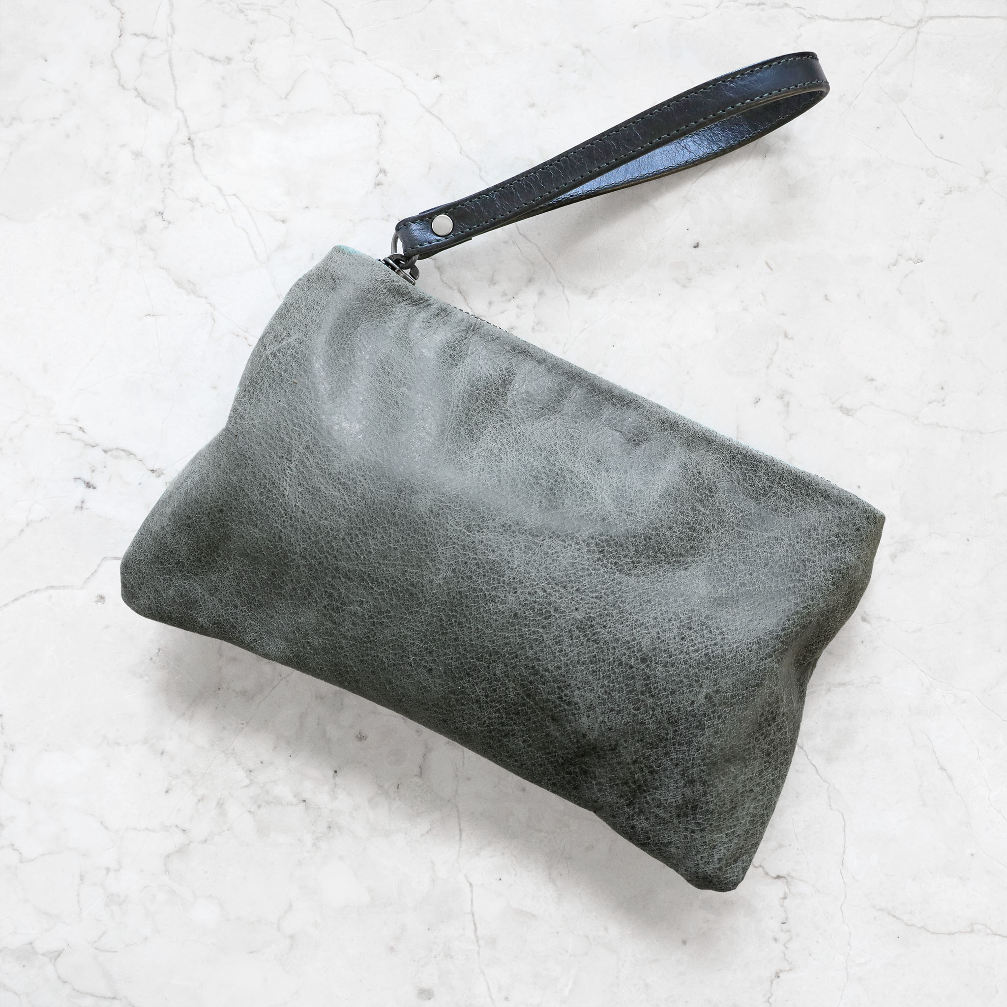 roro small in pepper 24 and falcon