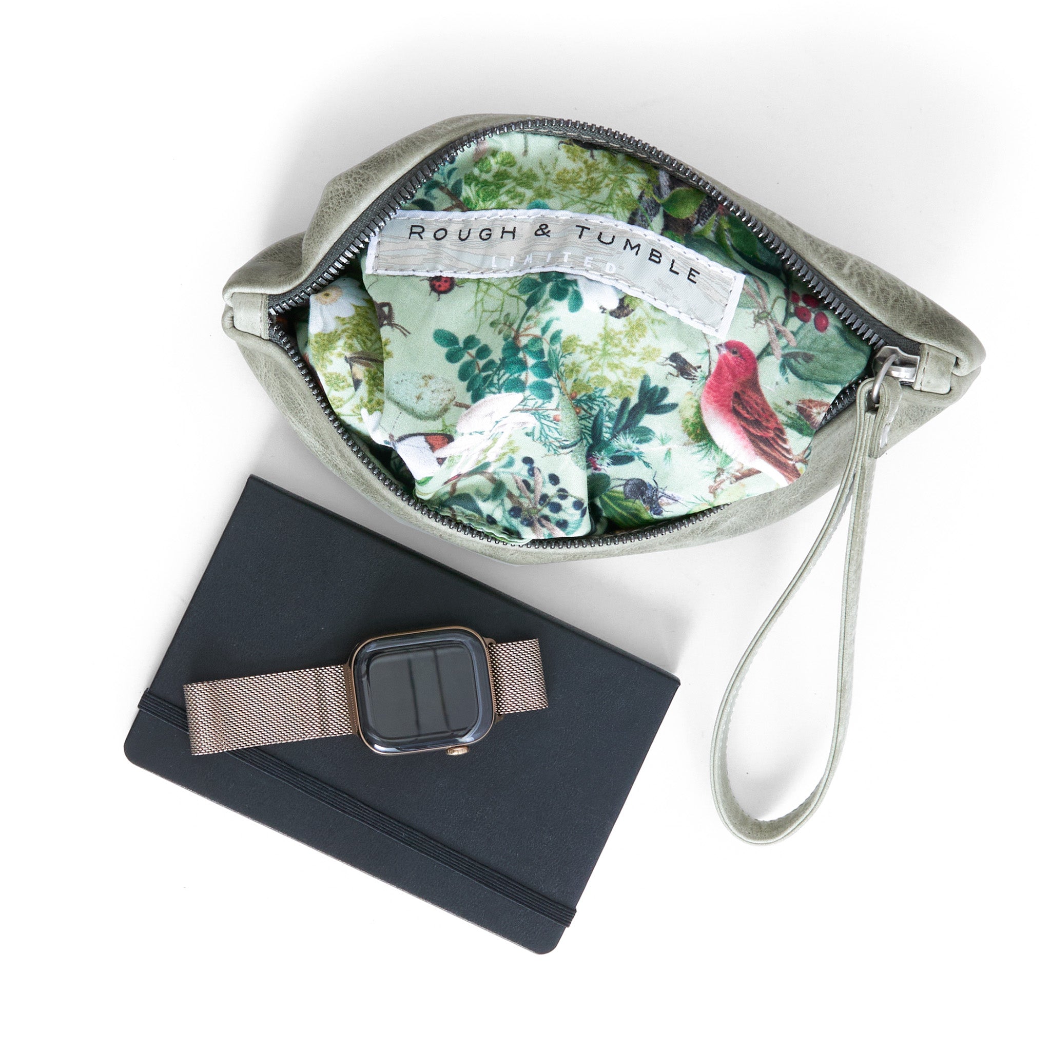 roro in sea foam, showcasing interior woodland meet up lining