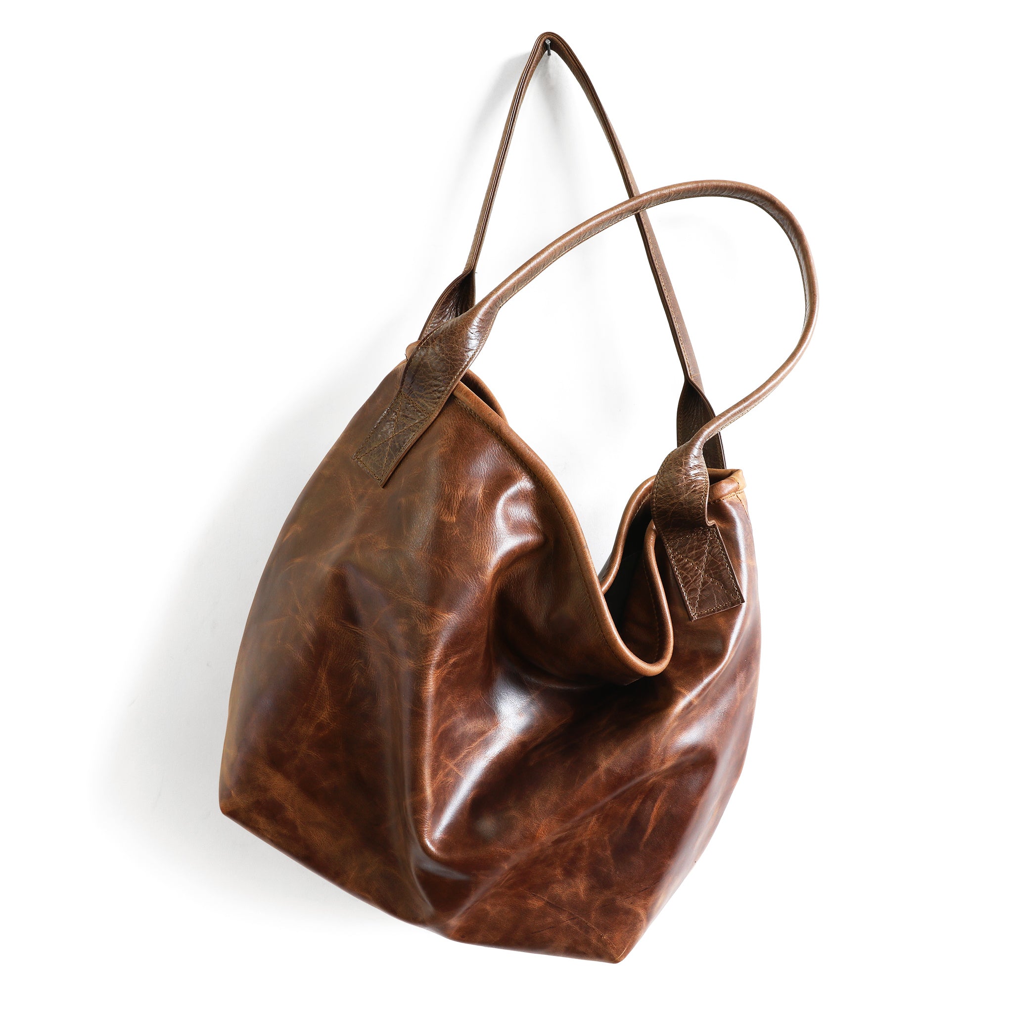 the tyler large in selkie and vintage brown