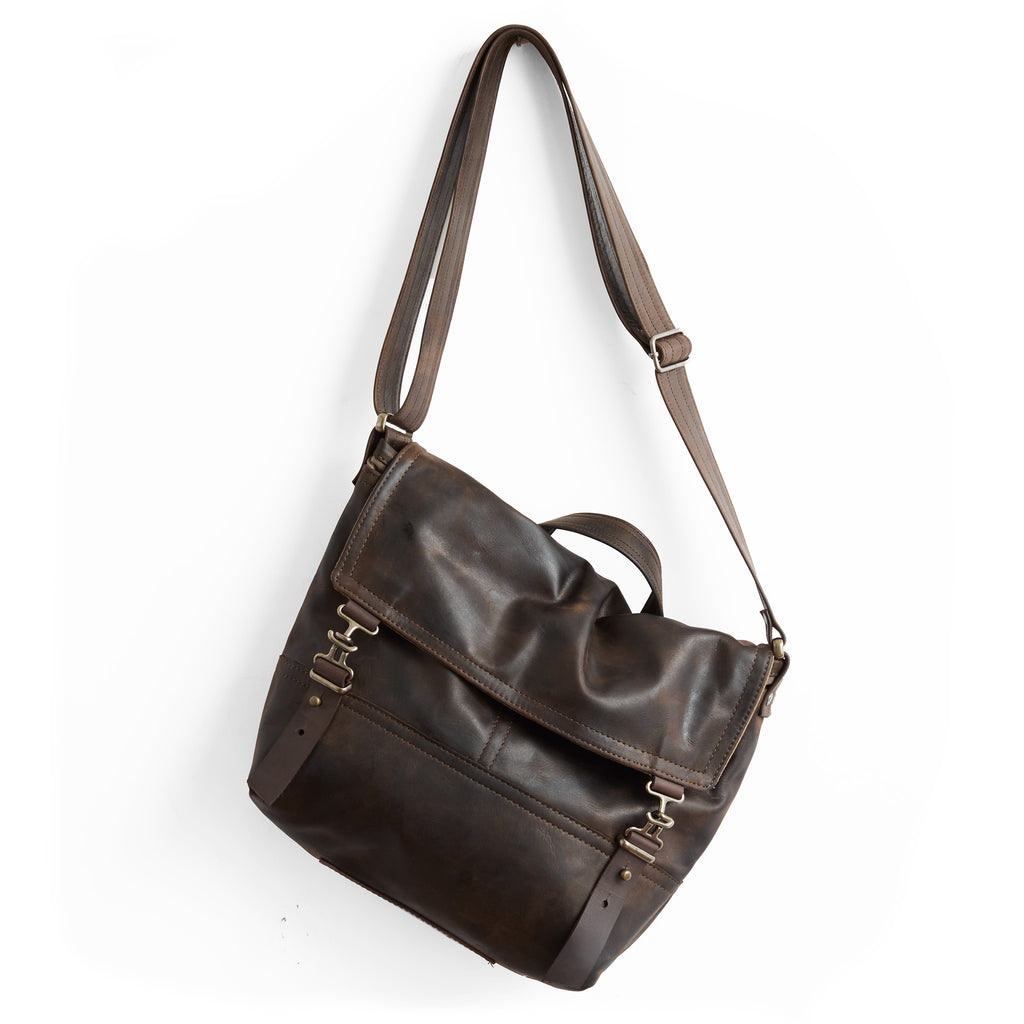 1909 small in distressed espresso