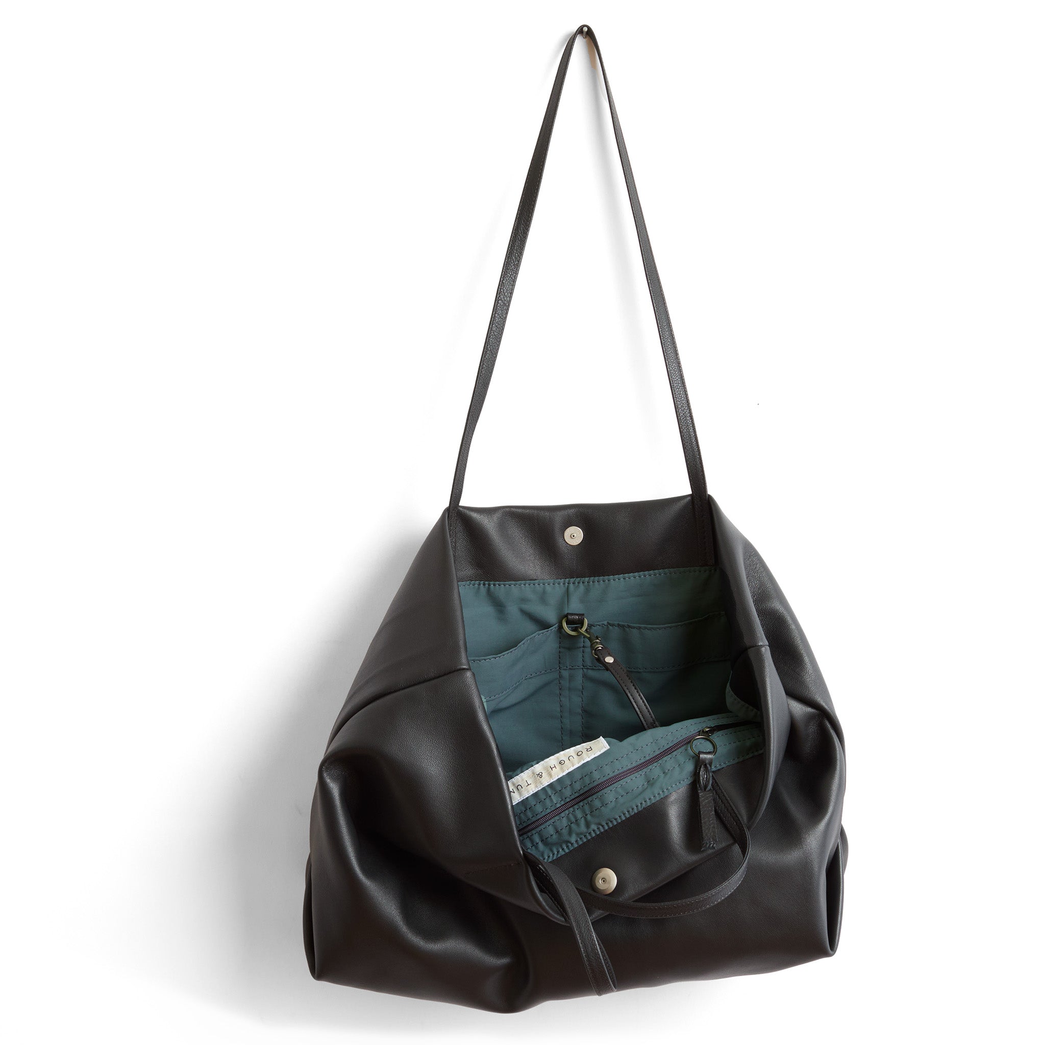 brooklyn tote in plonge black, showcasing interior canada blue lining