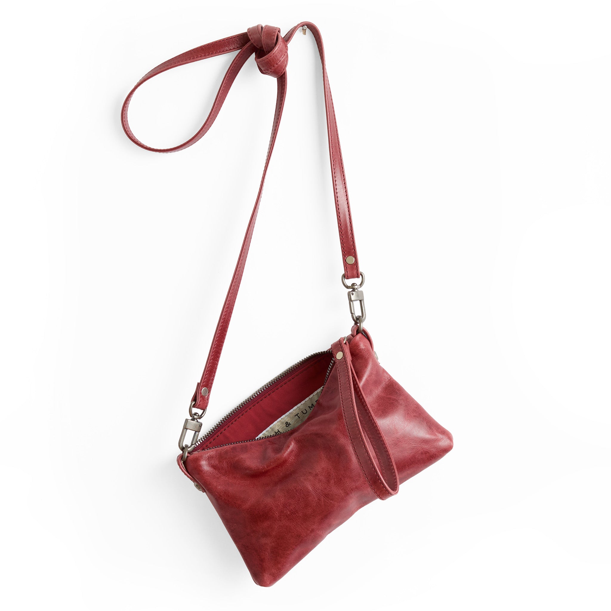 xs pinched bottom traveler in nectar, showcasing interior goji lining