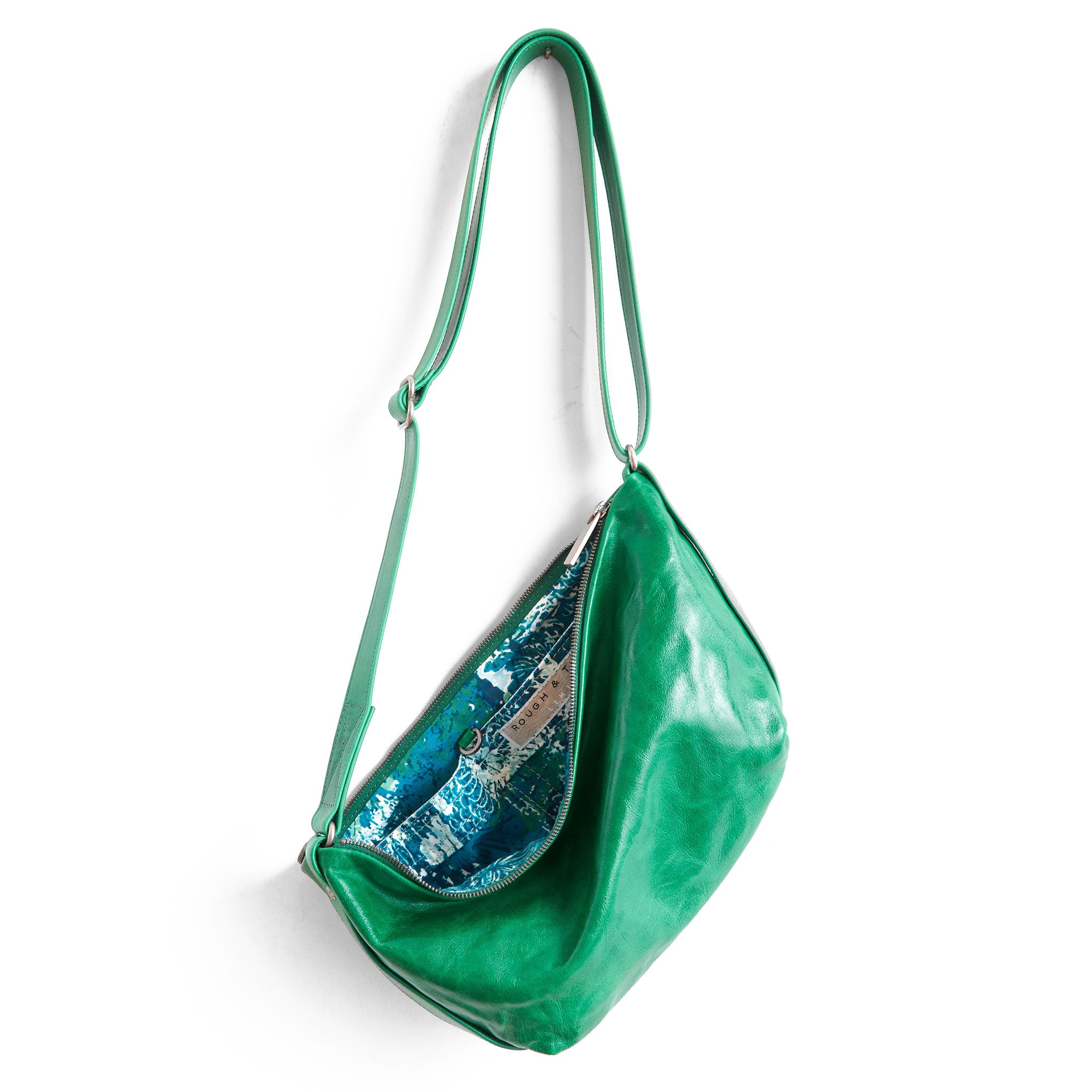 cooper in emerald, showcasing fezara lining