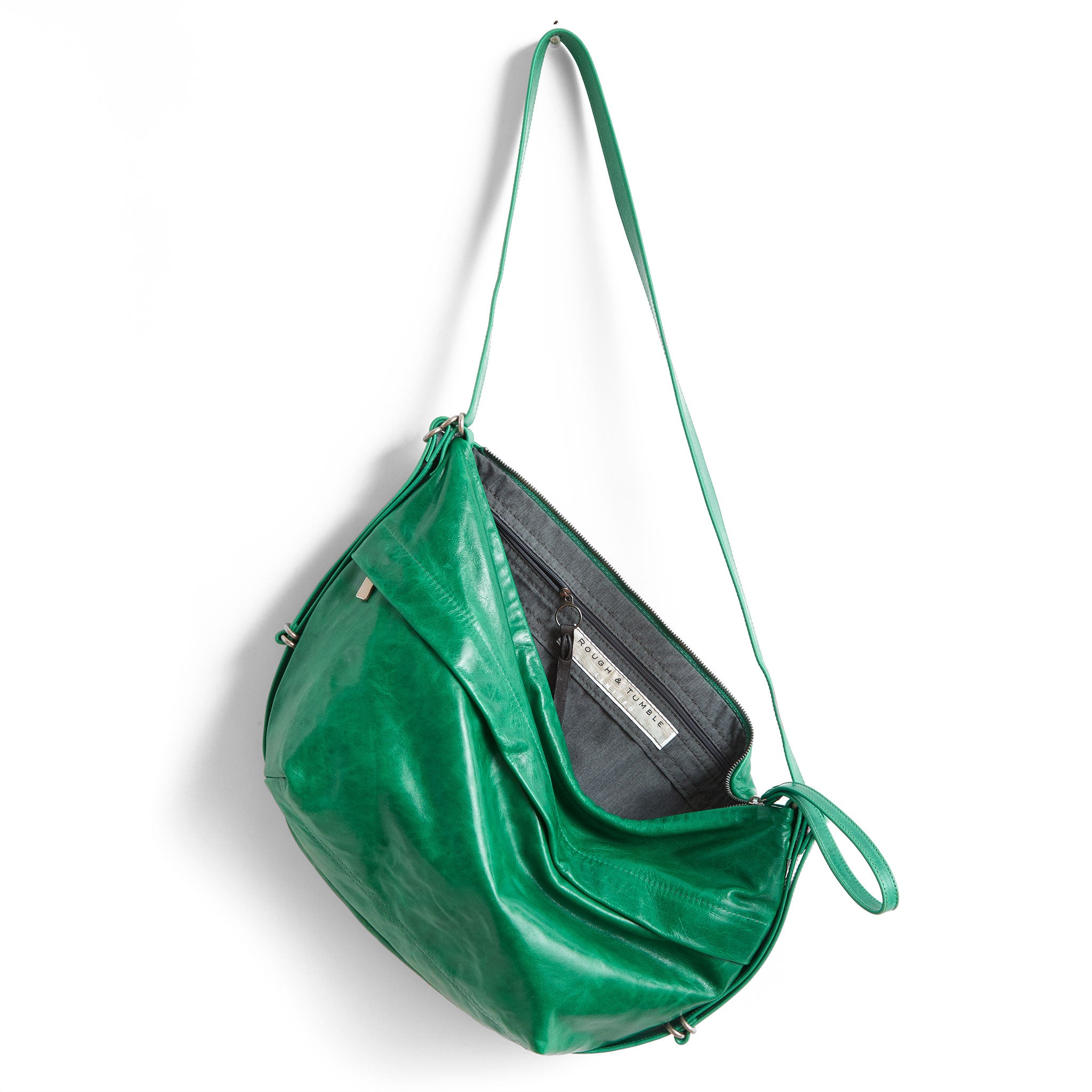 duffel single zip in emerald, showcasing interior grey chambray lining