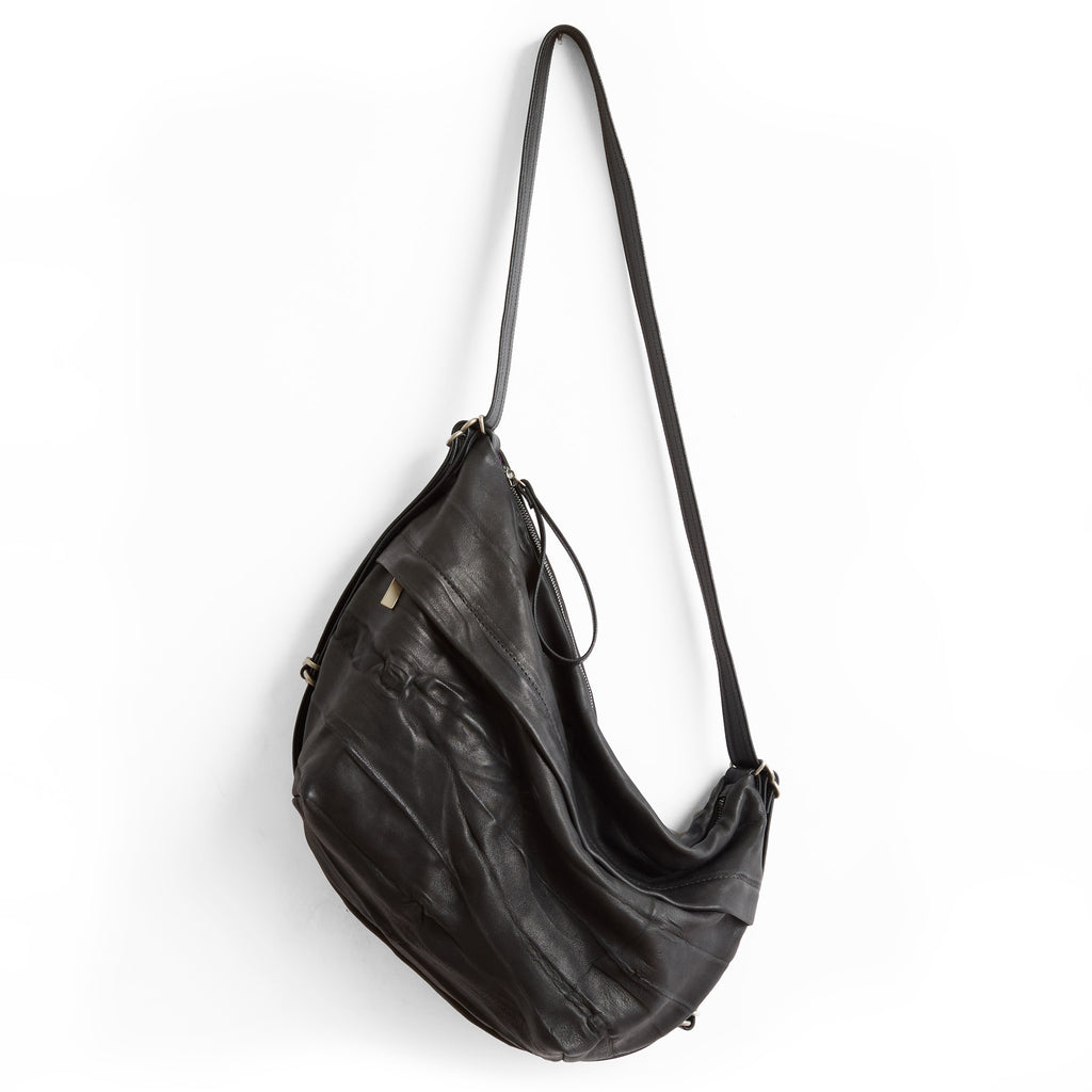 single zip duffel in milano black