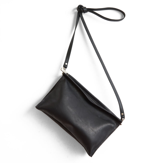 pure black | medium EDC in pure black