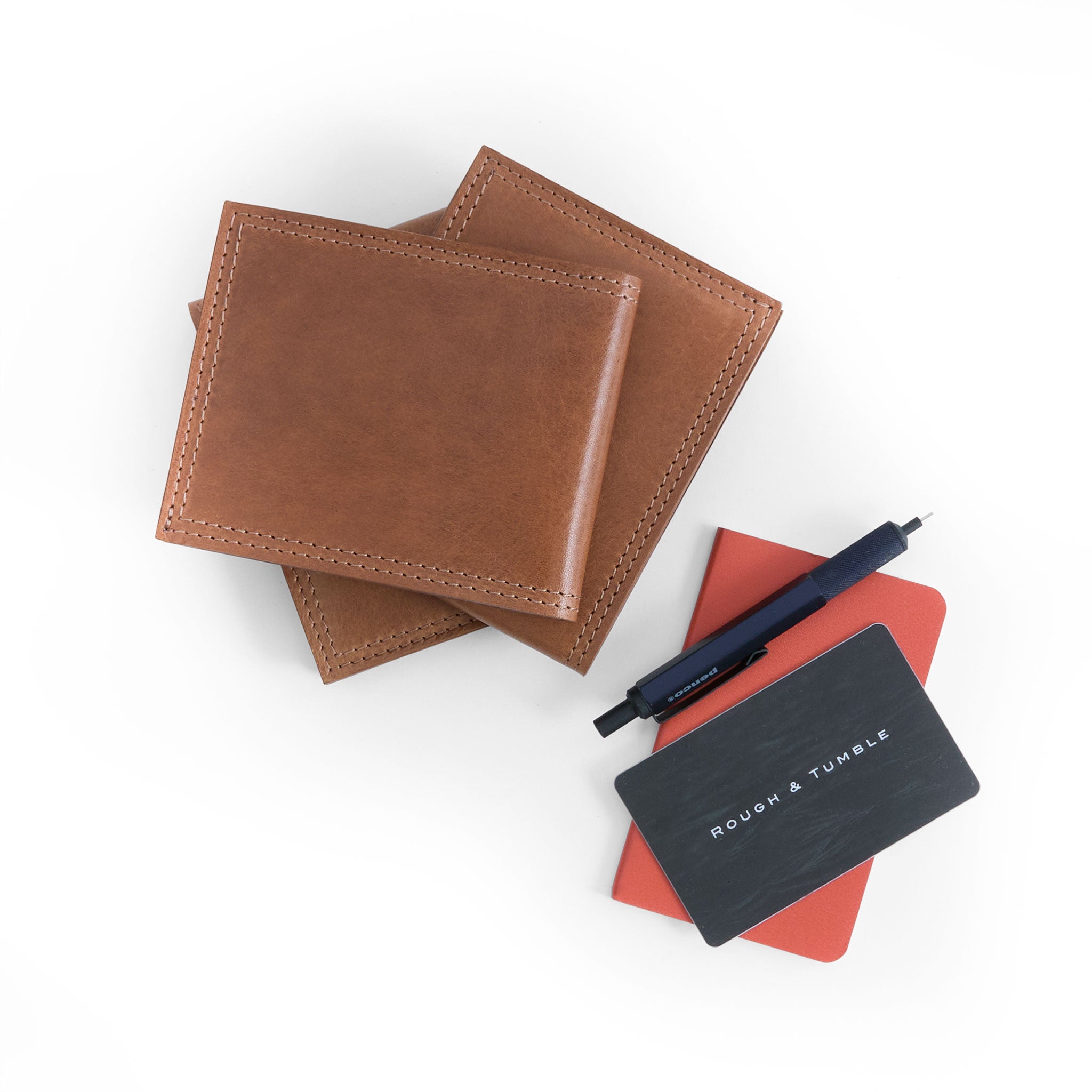 classic bifold in premium saddle