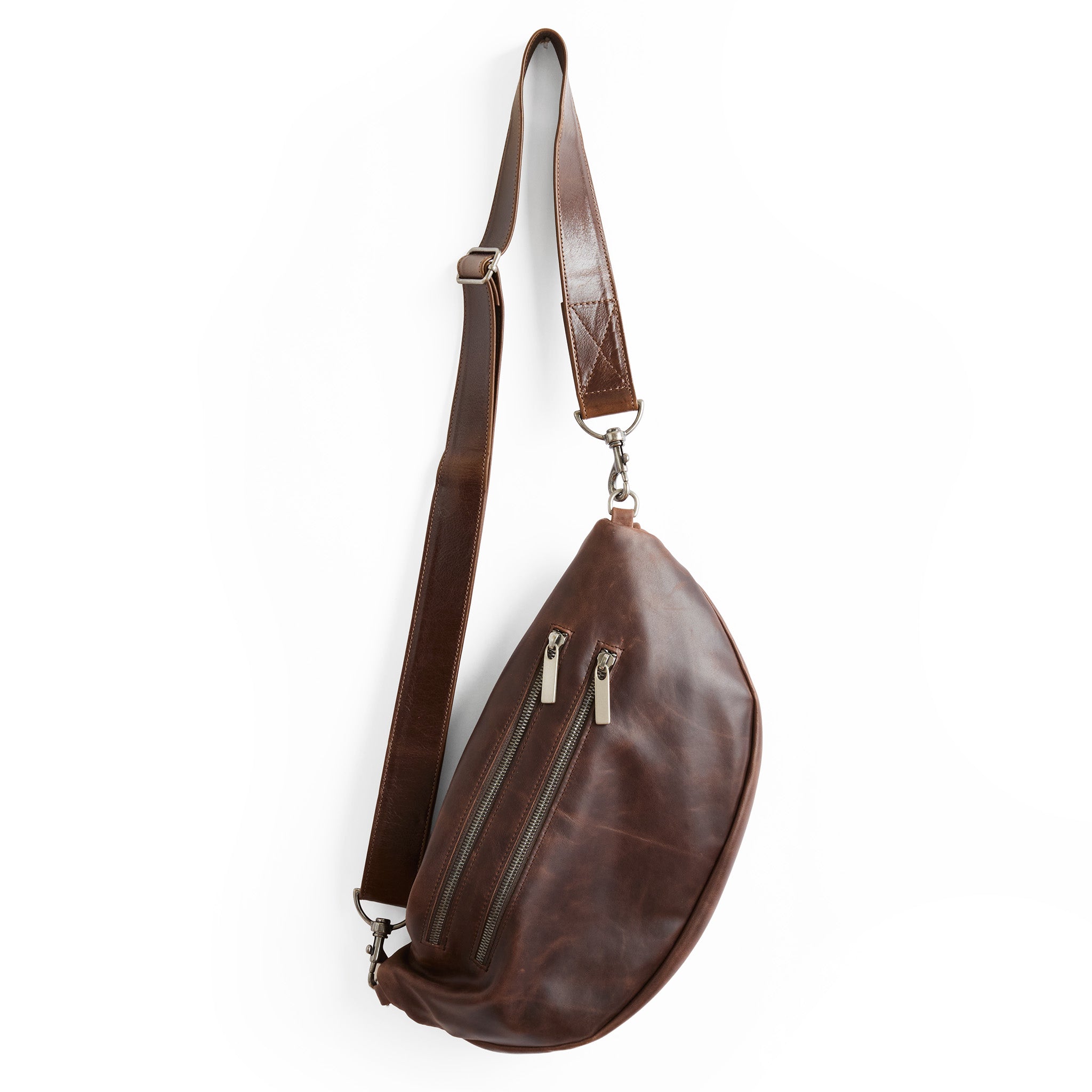 lissa in bourbon, showcasing the back zippered pockets